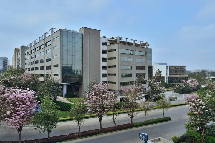 Hotel Aloft Bengaluru Cessna Business Park