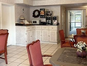 Motel Super 8 Black Mountain