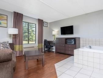 Super 8 Hotel - Bloomington/airport Msp Area