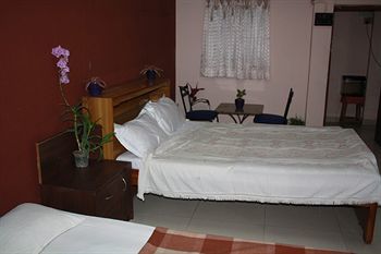 Albergue Minerva Residency