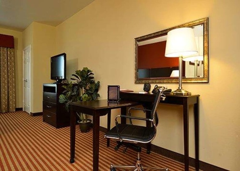 Hotel Comfort Suites Bay City