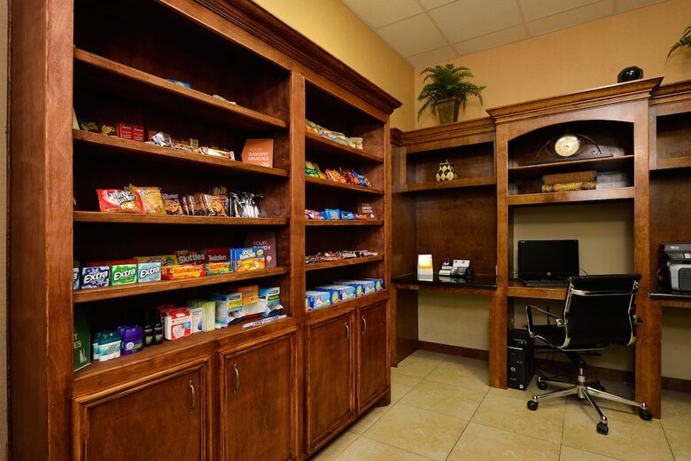 Hotel Comfort Suites Bay City