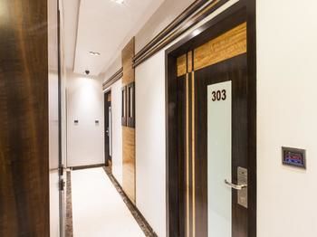 Hotel Oyo Premium Mumbai Colaba Causeway