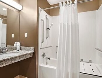 Hotel Microtel Inn & Suites By Wyndham Cambridge