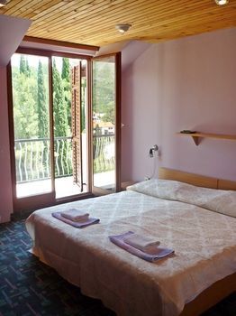 Hotel Apartments Karacic