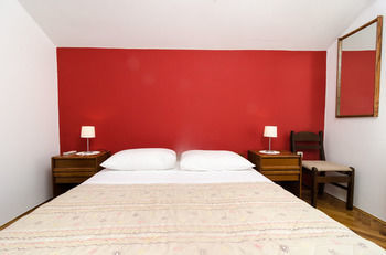 Hotel Guesthouse Moreti?