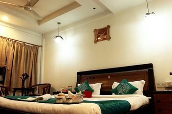 Hotel Oyo Rooms Ballygunge South Point School