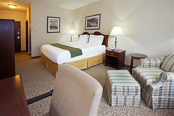 Holiday Inn Express Hotel & Suites Conroe I-45 North