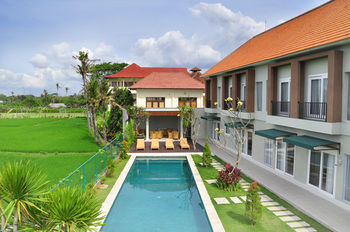 Hotel Villa Tangtu Beach Inn