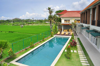 Hotel Villa Tangtu Beach Inn