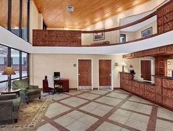 Hotel Baymont Inn And Suites Elkhart