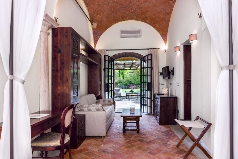Hotel Borgo San Luigi