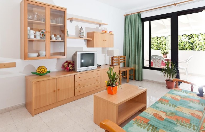 Hotel Apartamentos Els Romers