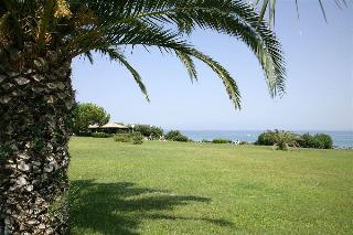 Hotel Villaggio Baia Della Rocchetta