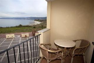 Hotel Villaggio Baia Della Rocchetta