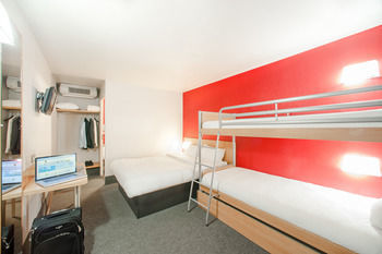 Hotel B&B H�tel Pontault Combault