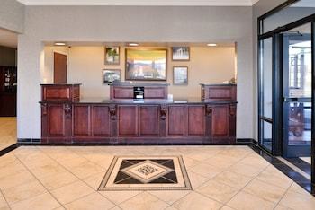 Best Western Plus Two Rivers Hotel & Suites