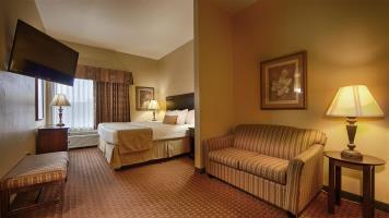 Best Western Plus Two Rivers Hotel & Suites