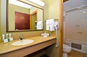 Best Western Plus Two Rivers Hotel & Suites