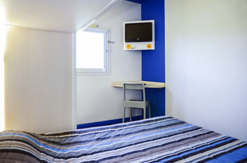 Hotelf1 Clermont Ferrand Issoire Coudes
