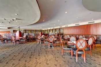 Doubletree By Hilton Hotel Pleasanton At The Club