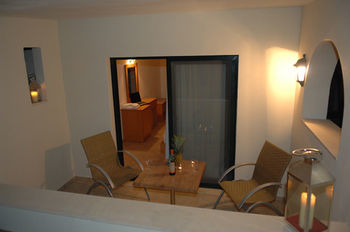 Johannes Apartments
