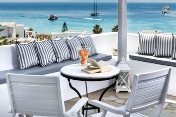 Aparthotel Bay Bees Sea View Suites & Homes