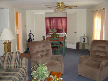 Weirs Beach Motel And Cottages