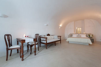 Aparthotel Thirea Suites & Studios - Adults Only