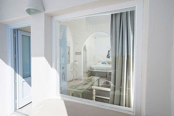 Hotel Blue Dolphins Apartments & Suites