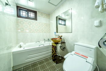 Hotel Jungmun Jejuhue Pension