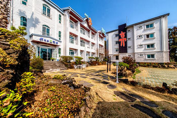 Hotel Jungmun Jejuhue Pension