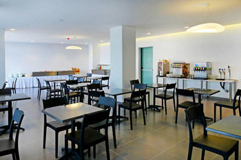 Island Resorts Valynakis Beach Hotel