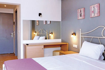 Island Resorts Valynakis Beach Hotel