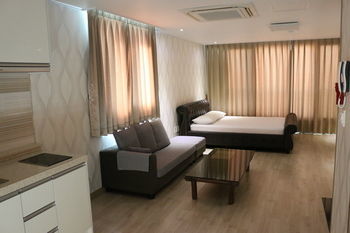 Yilin Pension