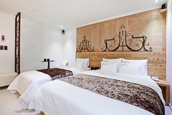 Belamie Hotel