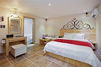Belamie Hotel