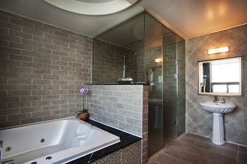 Polaris Hotel