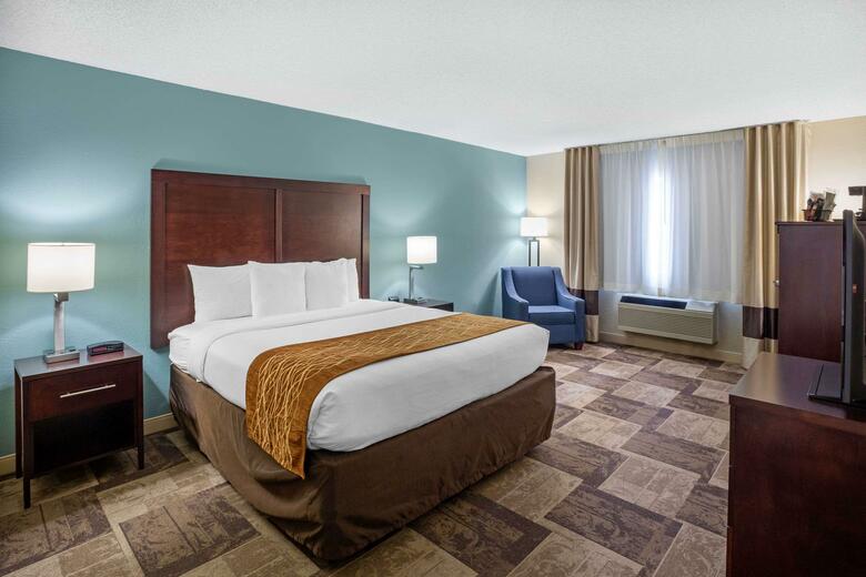 Hotel Comfort Inn And Suites Newark