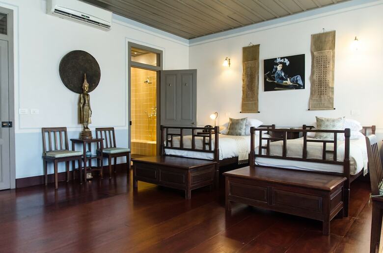 Hotel Satri House