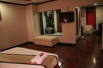 Cheuang 2 Hotel