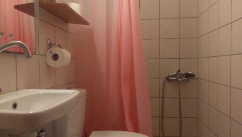 Tonia Hotel