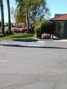 Holiday Motel Oakdale