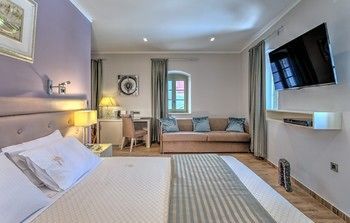 Hotel Fiscardonna Luxury Suites