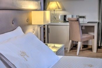Hotel Fiscardonna Luxury Suites