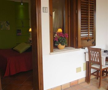 Bed & Breakfast Villa Carlo Resort