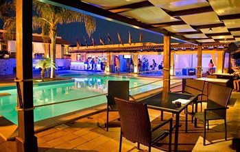 Bed & Breakfast Villa Carlo Resort