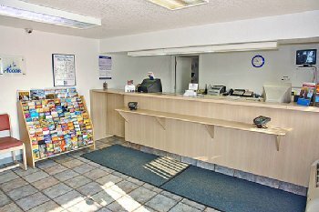 Motel 6 Denver Central - Federal Boulevard