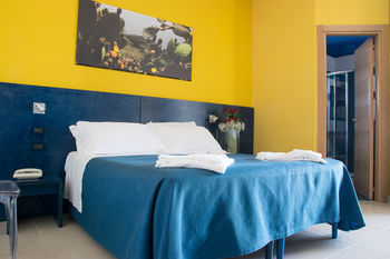 Hotel Belvedere, Torre Dell'orso