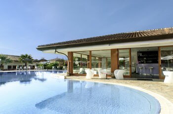 Heracles Village Hotel